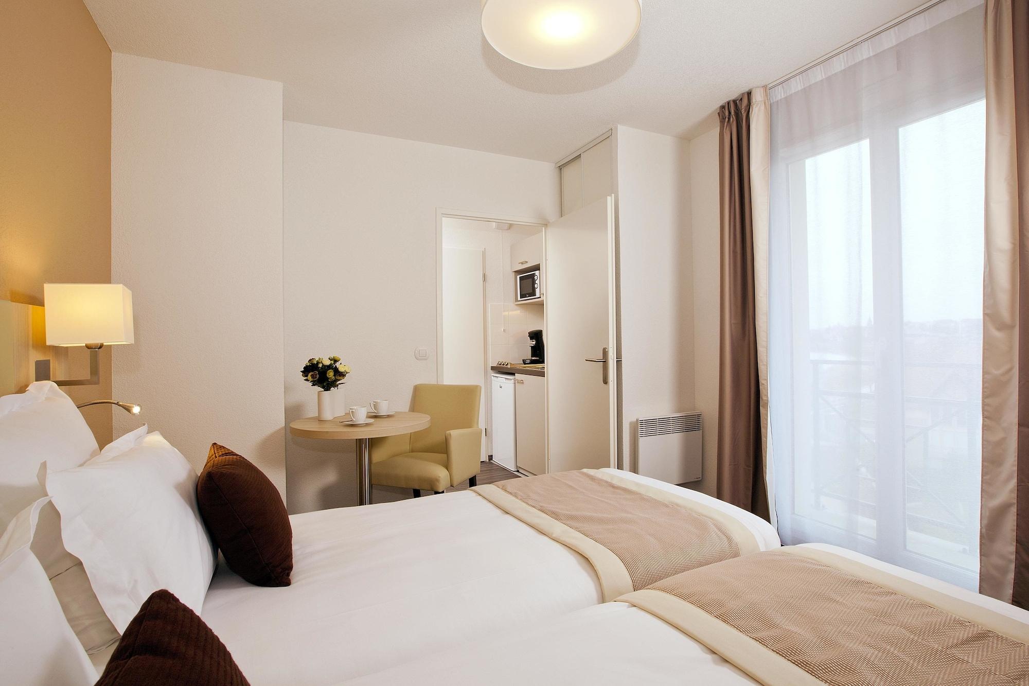 Residhome Neuilly Bords De Marne Экстерьер фото